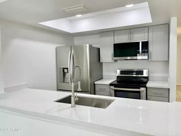 Coliving in Glendale - NW Valley, Phoenix