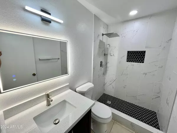 Coliving in Glendale - NW Valley, Phoenix