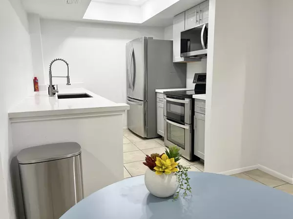 Coliving in Glendale - NW Valley, Phoenix