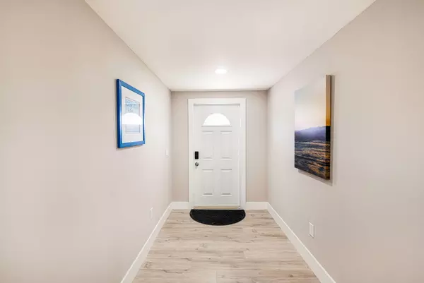 Coliving in Englewood - North Port, Sarasota