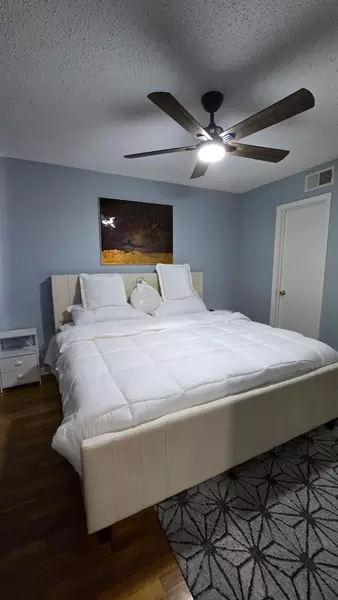 Coliving in Northwood Hills - Ne Dallas, Dallas