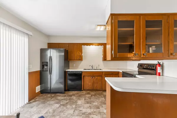 Coliving in Raytown - Outer KCMO, Kansas City