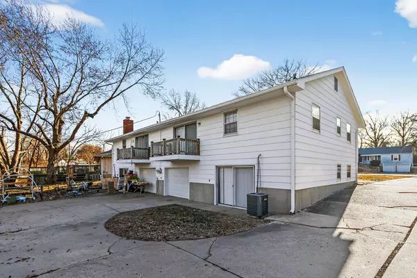 Coliving in Raytown - Outer KCMO, Kansas City