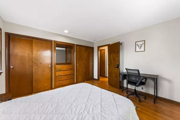 Coliving in Raytown - Outer KCMO, Kansas City