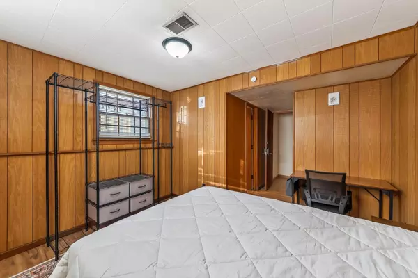 Coliving in Raytown - Outer KCMO, Kansas City