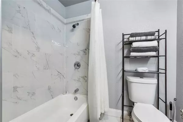 3 bedrooms apartment for rent in Stemmons Corridor - Nw Dallas, Dallas