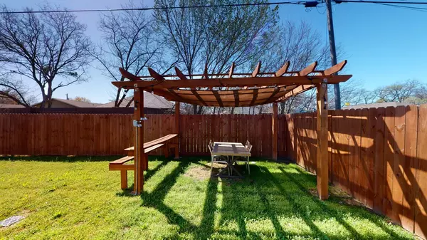 3 bedrooms apartment for rent in Stemmons Corridor - Nw Dallas, Dallas