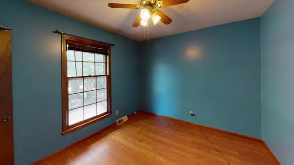 Coliving in Parkville - Outer KCMO, Kansas City