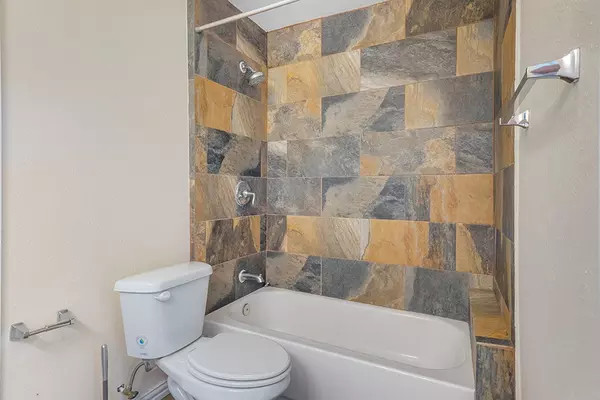 Coliving in Oak Cliff - Sw Dallas, Dallas