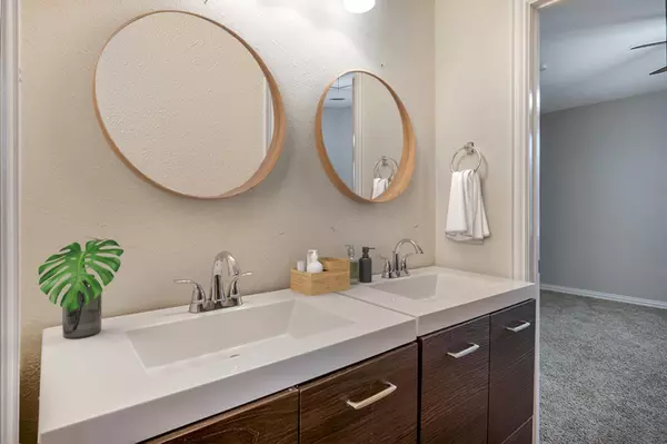 Coliving in Oak Cliff - Sw Dallas, Dallas