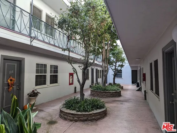 1 bedroom apartment for rent in Larchmont - Central Los Angeles, Los Angeles