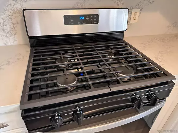 3 bedrooms apartment for rent in National City - South SD, San Diego