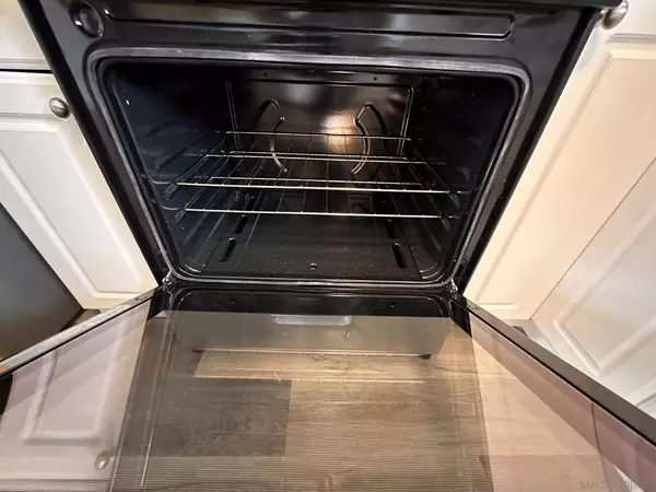 3 bedrooms apartment for rent in National City - South SD, San Diego