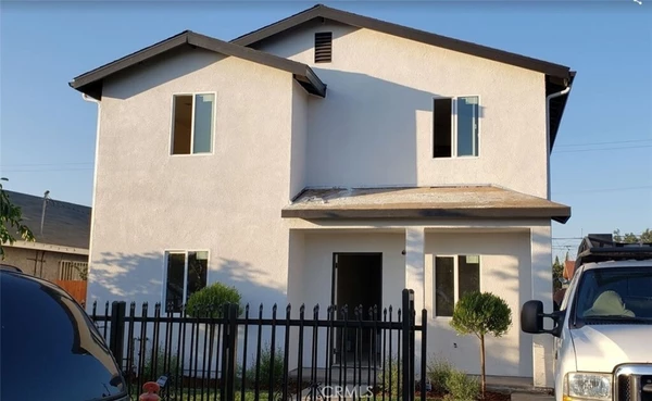 5 bedrooms apartment for rent in South Gate - Southeast, Los Angeles