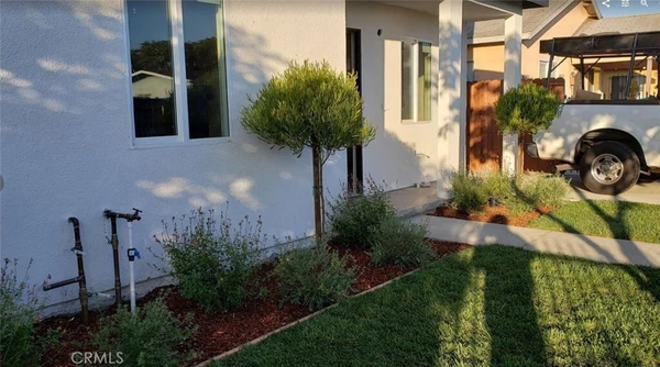 5 bedrooms apartment for rent in South Gate - Southeast, Los Angeles