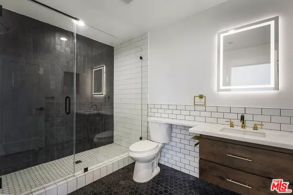 4 bedrooms apartment for rent in Mid City - Central Los Angeles, Los Angeles