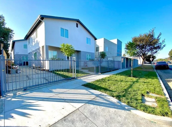 5 bedrooms apartment for rent in South Los Angeles - Central Los Angeles, Los Angeles
