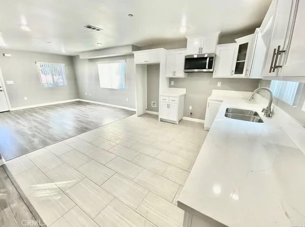 5 bedrooms apartment for rent in South Los Angeles - Central Los Angeles, Los Angeles