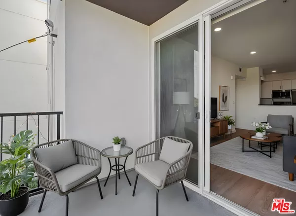 1 bedroom apartment for rent in Mid City - Central Los Angeles, Los Angeles