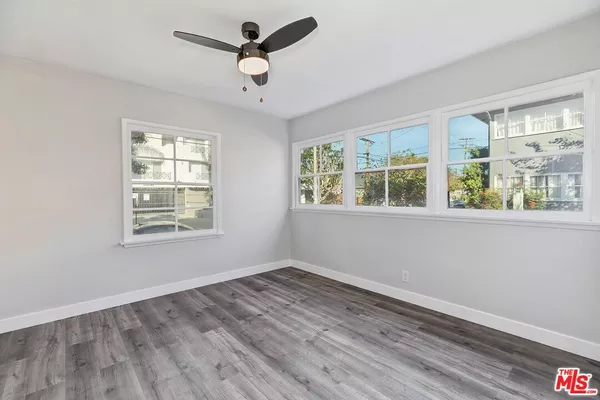 2 bedrooms apartment for rent in Larchmont - Central Los Angeles, Los Angeles