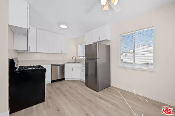 2 bedrooms apartment for rent in Sawtelle - Westside / South Bay, Los Angeles