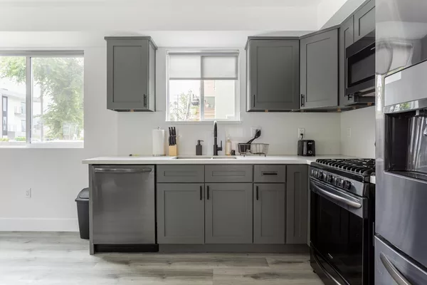 Coliving in North Hollywood - San Fernando Valley, Los Angeles