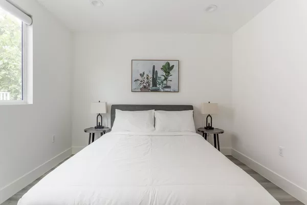 Coliving in North Hollywood - San Fernando Valley, Los Angeles