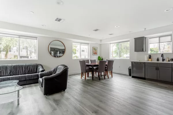 Coliving in North Hollywood - San Fernando Valley, Los Angeles