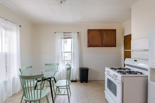 Coliving in Davis Square - Somerville, Boston