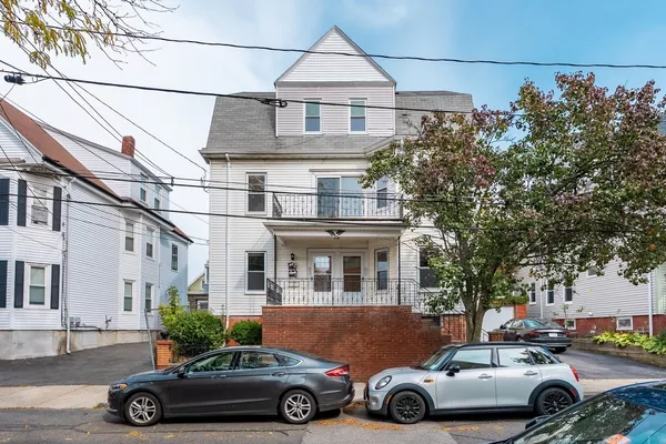 Coliving in Davis Square - Somerville, Boston