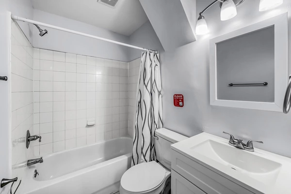 Coliving in Cedar Hills - Westside, Jacksonville