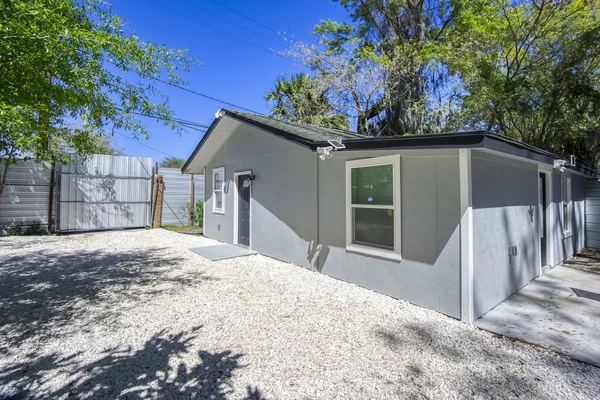 Coliving in Cedar Hills - Westside, Jacksonville