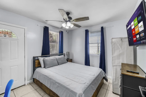 Coliving in Cedar Hills - Westside, Jacksonville