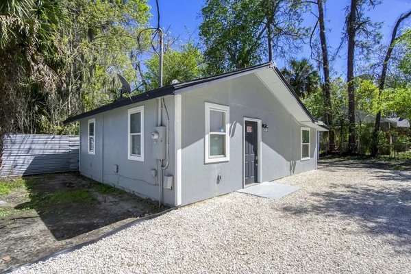 Coliving in Cedar Hills - Westside, Jacksonville