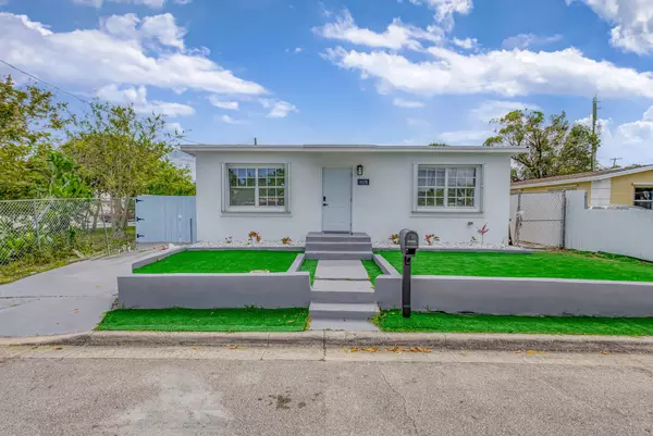 Coliving in Riviera Beach - Palm Beach County, Miami