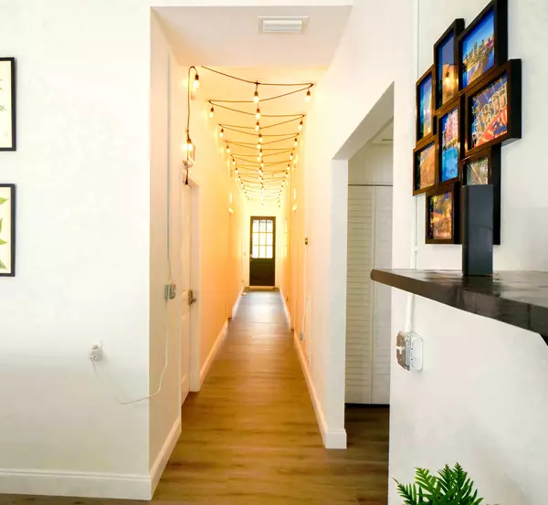 Coliving in Kenwood - Clearwater-St. Petersburg, Tampa