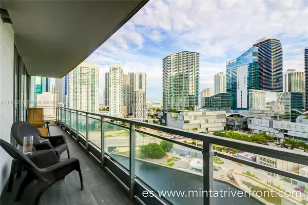2 bedrooms apartment for rent in Downtown Miami - Miami, Miami