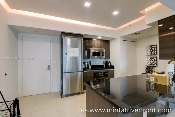 2 bedrooms apartment for rent in Downtown Miami - Miami, Miami