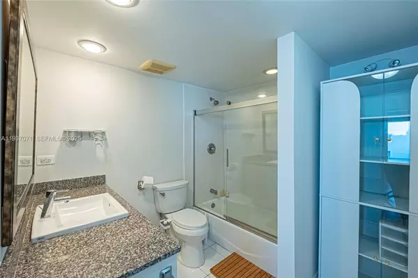 2 bedrooms apartment for rent in Upper East Side - Miami, Miami