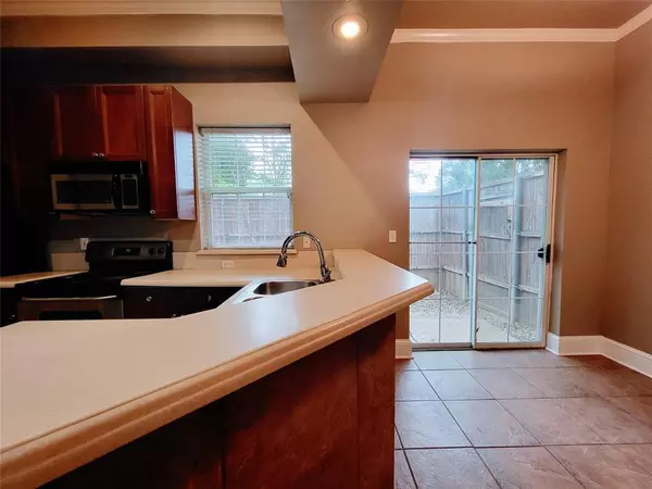 3 bedrooms apartment for rent in Old East Dallas - Ne Dallas, Dallas