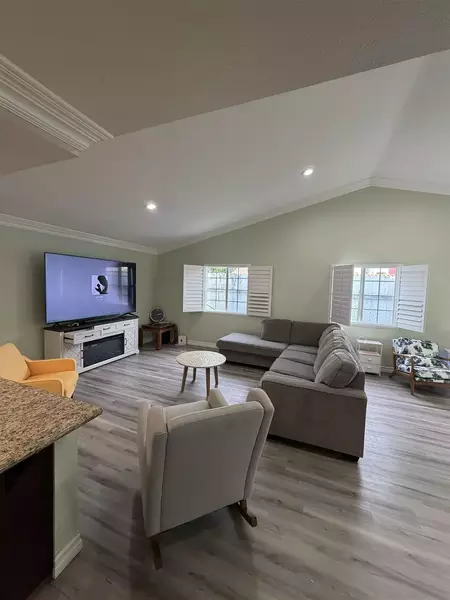 3 bedrooms apartment for rent in National City - South SD, San Diego