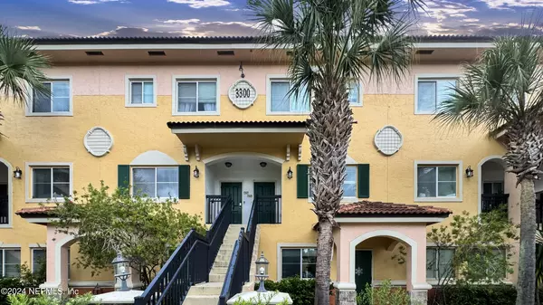 2 bedrooms apartment for rent in Tinseltown - Southside, Jacksonville