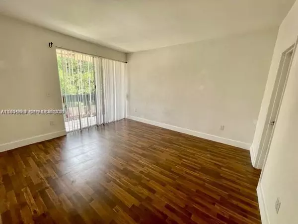 3 bedrooms apartment for rent in Westchester FL - Miami Dade, Miami