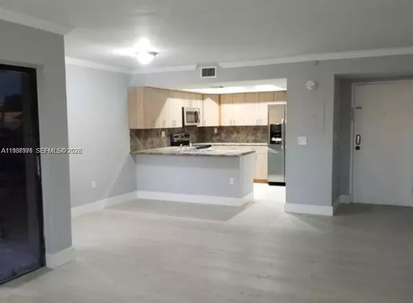 3 bedrooms apartment for rent in Sweetwater - Miami Dade, Miami