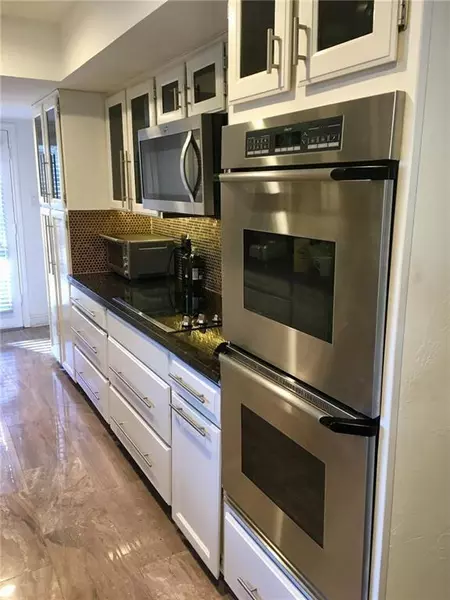 3 bedrooms apartment for rent in Addison - Nw Dallas, Dallas