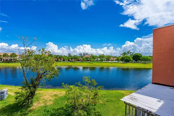 3 bedrooms apartment for rent in Sweetwater - Miami Dade, Miami