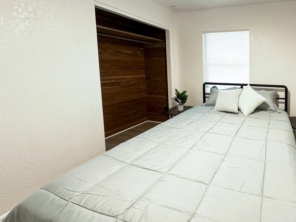 Coliving in Forest Hills Tampa - North Tampa, Tampa