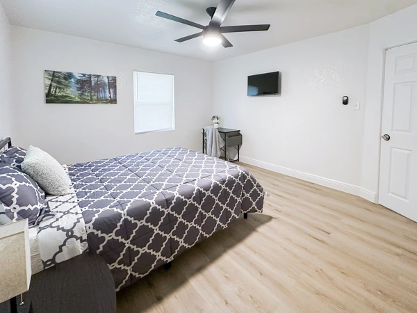 Coliving in Forest Hills Tampa - North Tampa, Tampa