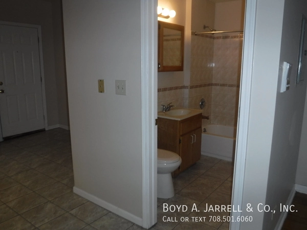 2 bedrooms apartment for rent in Washington Park - South Side, Chicago