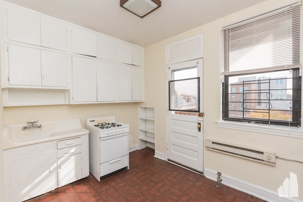 Studio Apartment for rent in North Center - North Side, Chicago